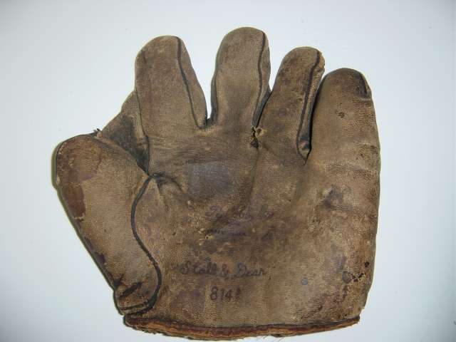 Ty Cobb Stall & Dean 8141 Front